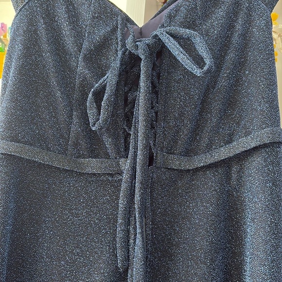 Grad/Prom Dress - Picture 6 of 9